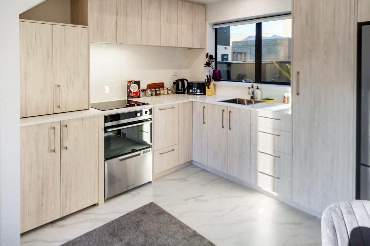 Modern 3 Bed Overlooking Hagley Park Christchurch Exterior foto